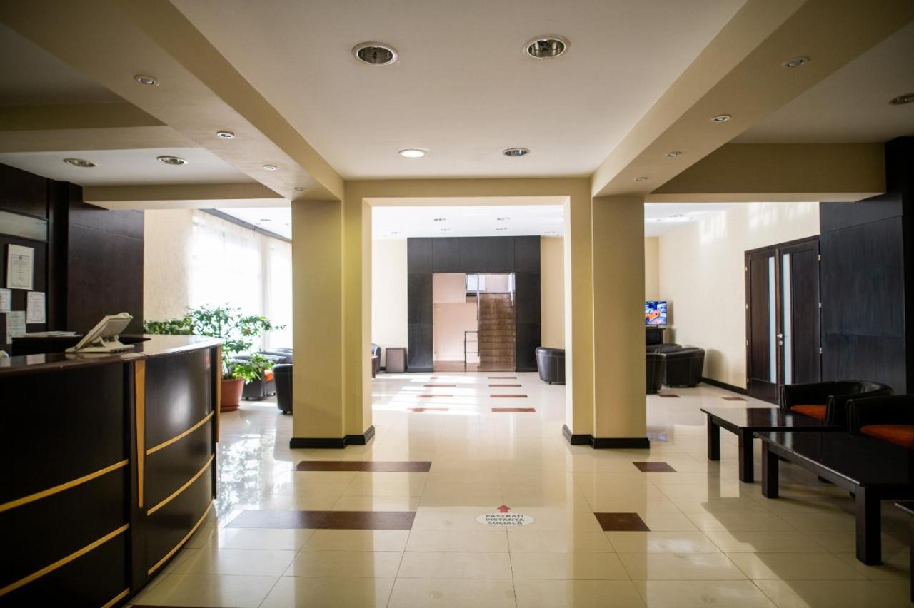 Hotel Vaslui Eksteriør bilde