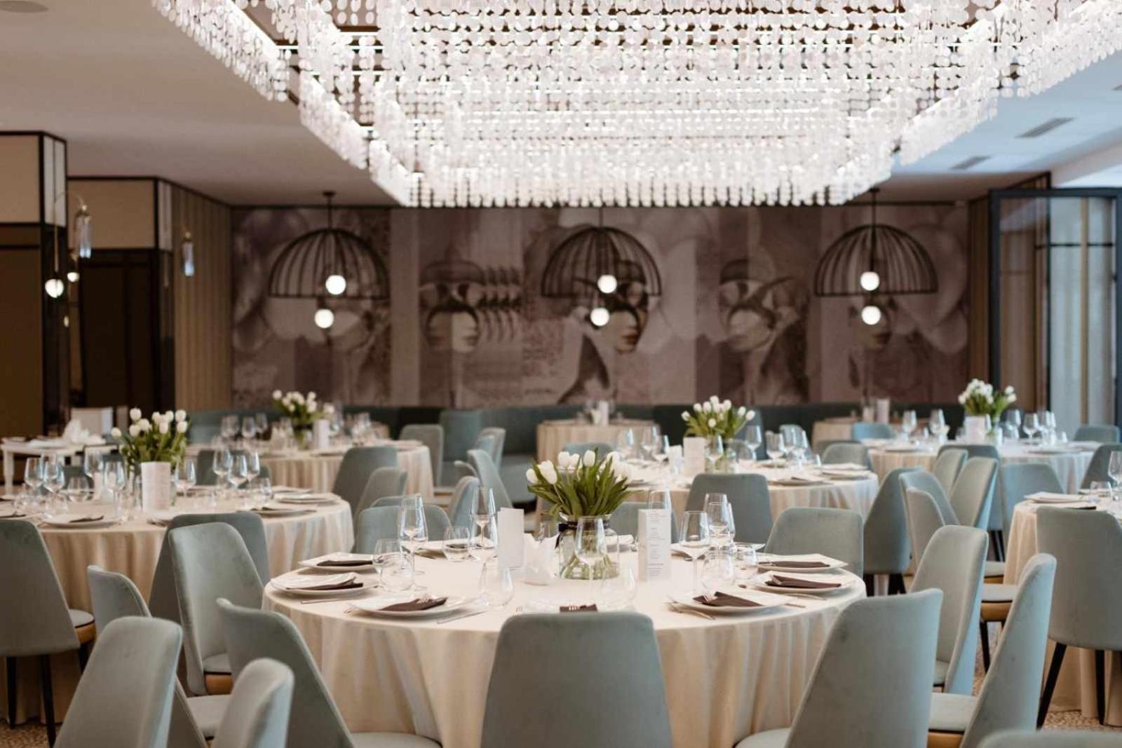 Hotel Vaslui Eksteriør bilde